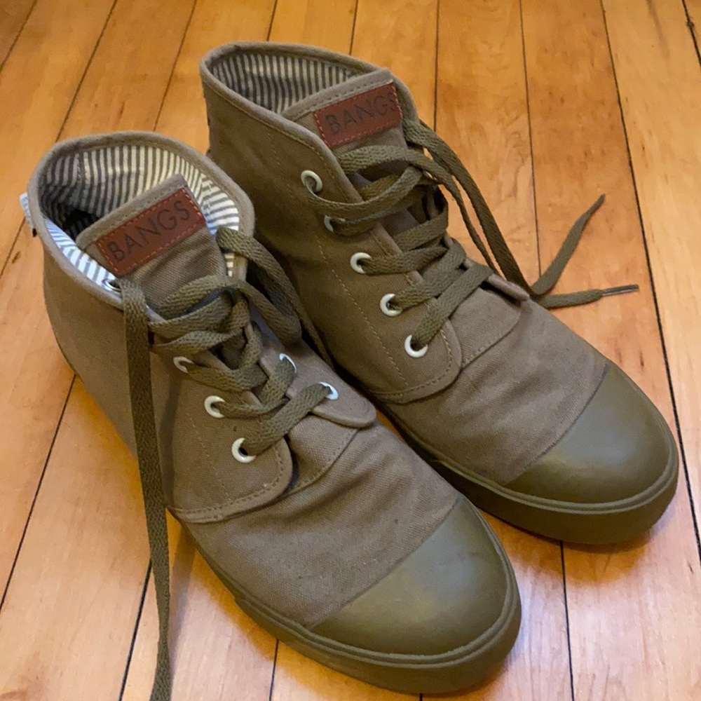 BANGS Olive Green high top shoes